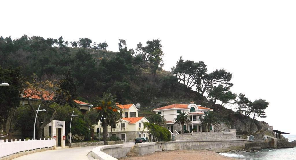 Apartments Villa Petrovac Exterior foto